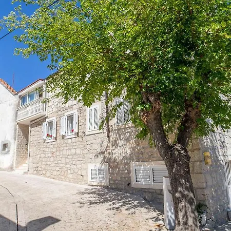 Apartment Zorana *